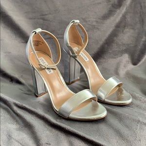 Steve Madden Carrson Silver Heels